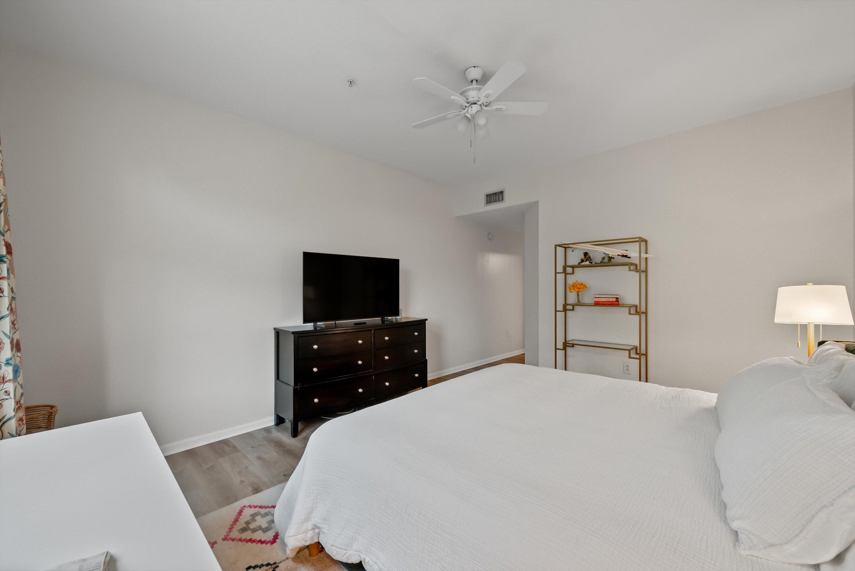 ST ANDREWS AT POLO CLUB CONDO - Residential