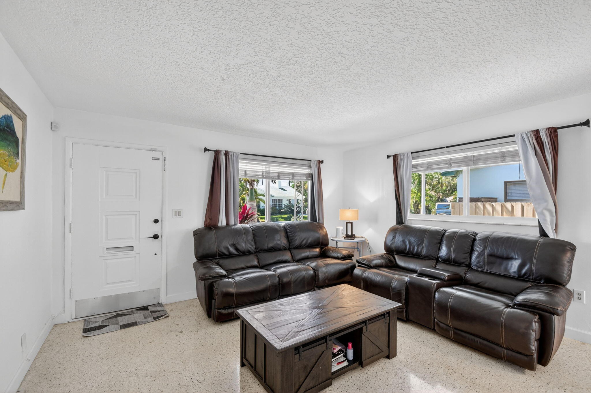 NORTH LAKE WORTH - Residential