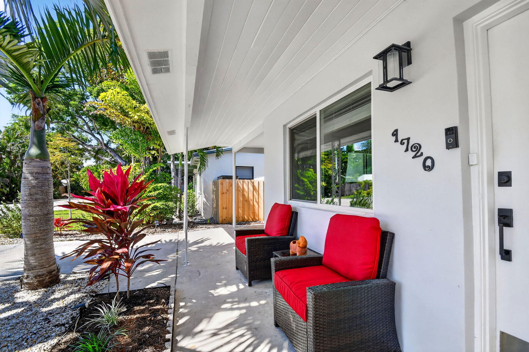 NORTH LAKE WORTH - Residential