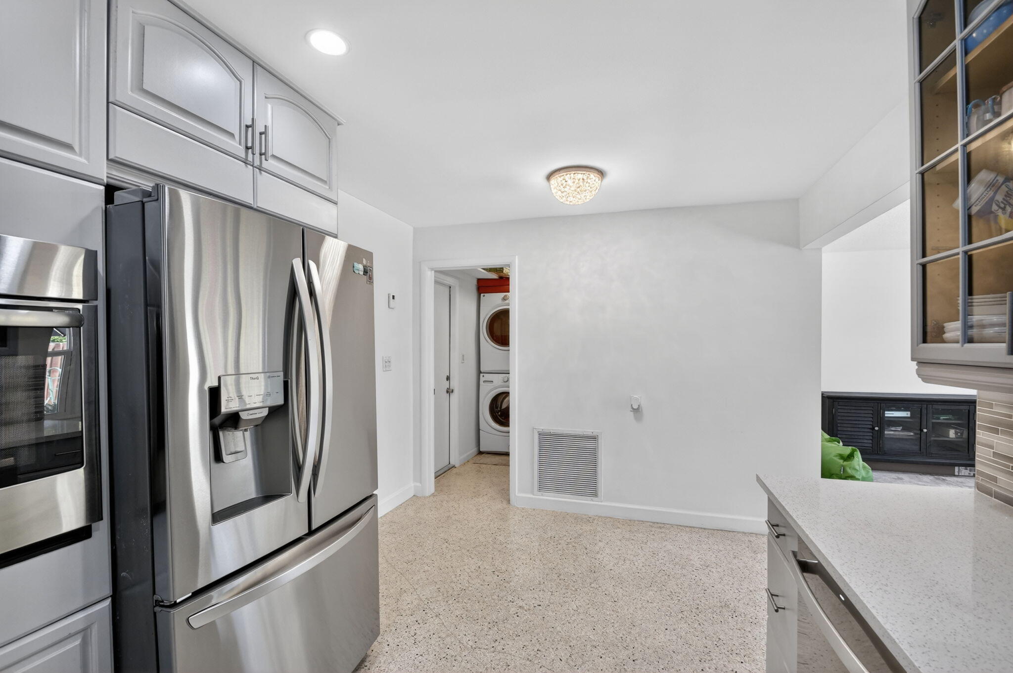 NORTH LAKE WORTH - Residential