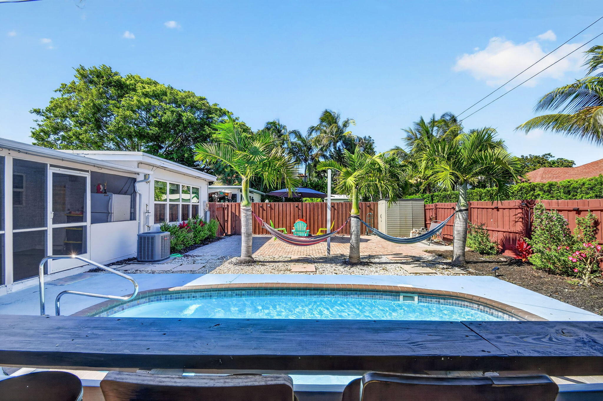 NORTH LAKE WORTH - Residential