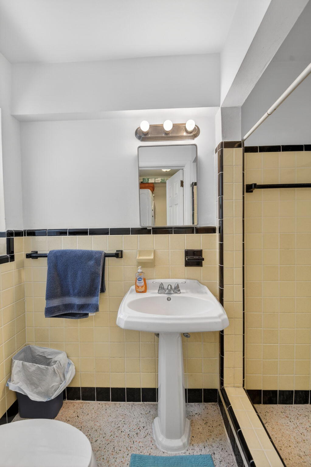 NORTH LAKE WORTH - Residential