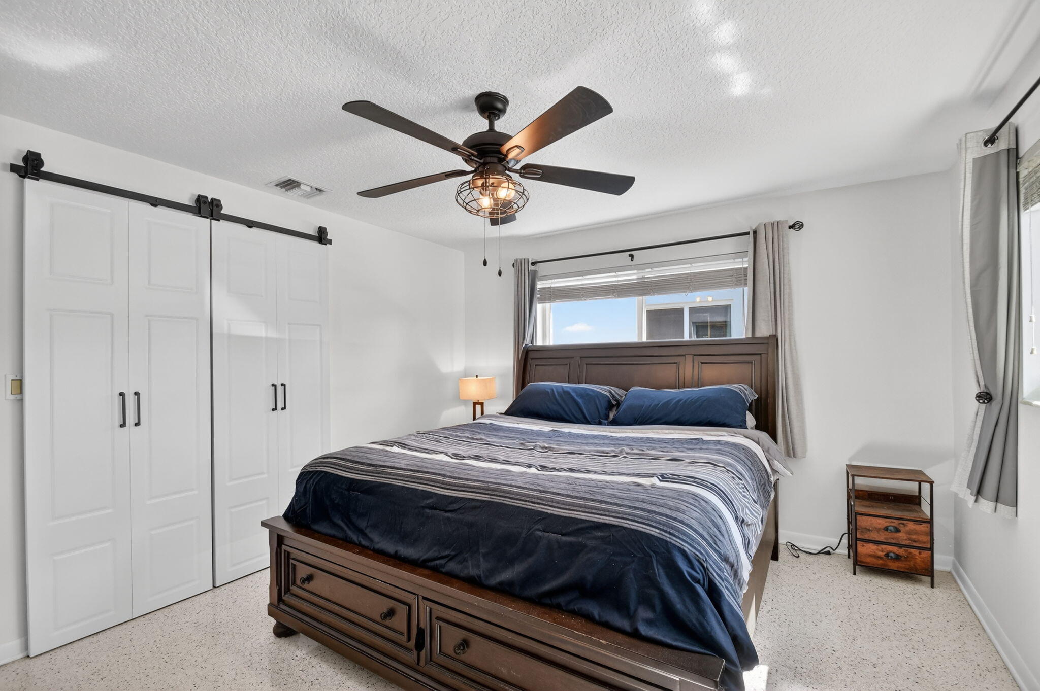 NORTH LAKE WORTH - Residential