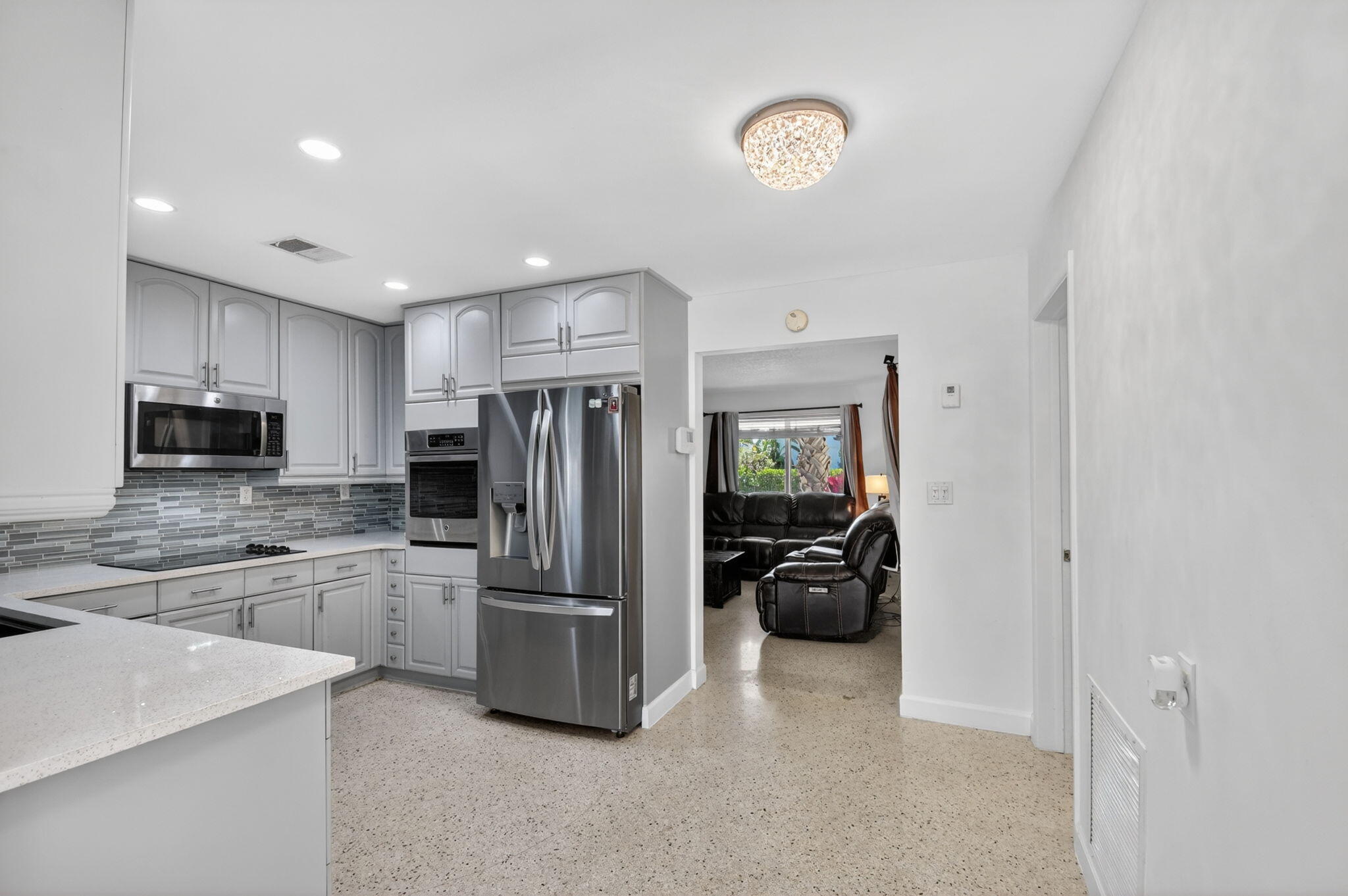 NORTH LAKE WORTH - Residential