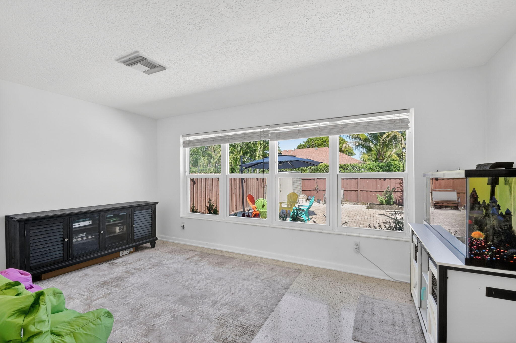 NORTH LAKE WORTH - Residential