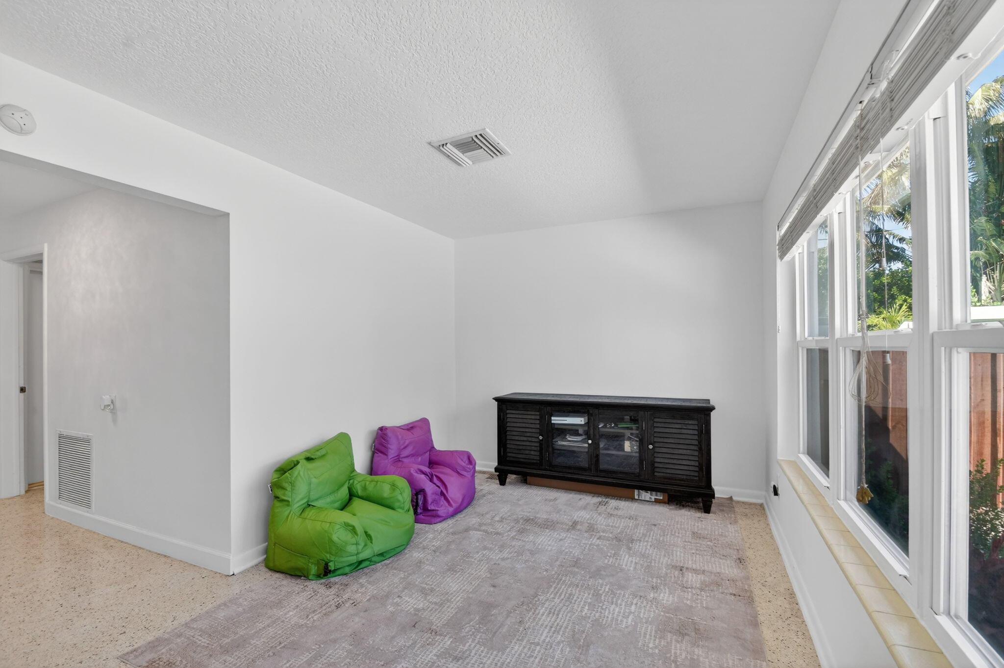 NORTH LAKE WORTH - Residential