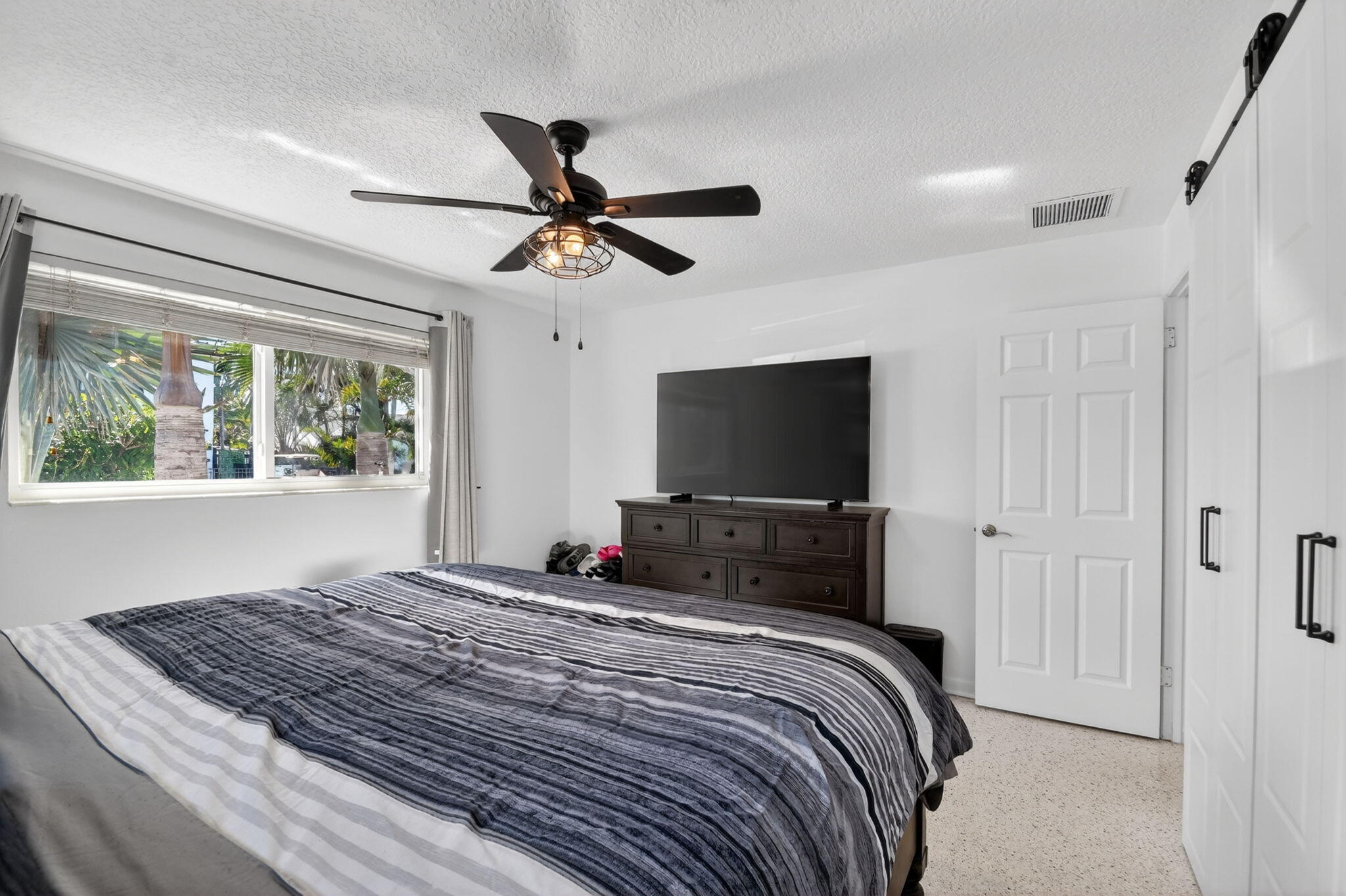 NORTH LAKE WORTH - Residential