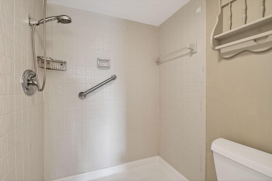 TRADEWINDS C CONDO - Residential