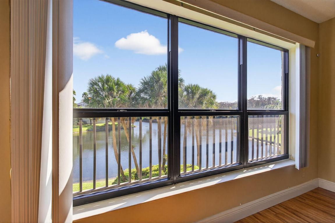 TRADEWINDS C CONDO - Residential