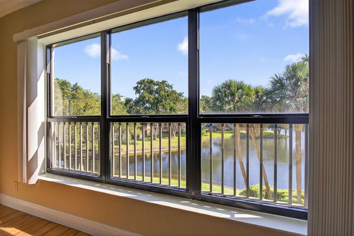 TRADEWINDS C CONDO - Residential