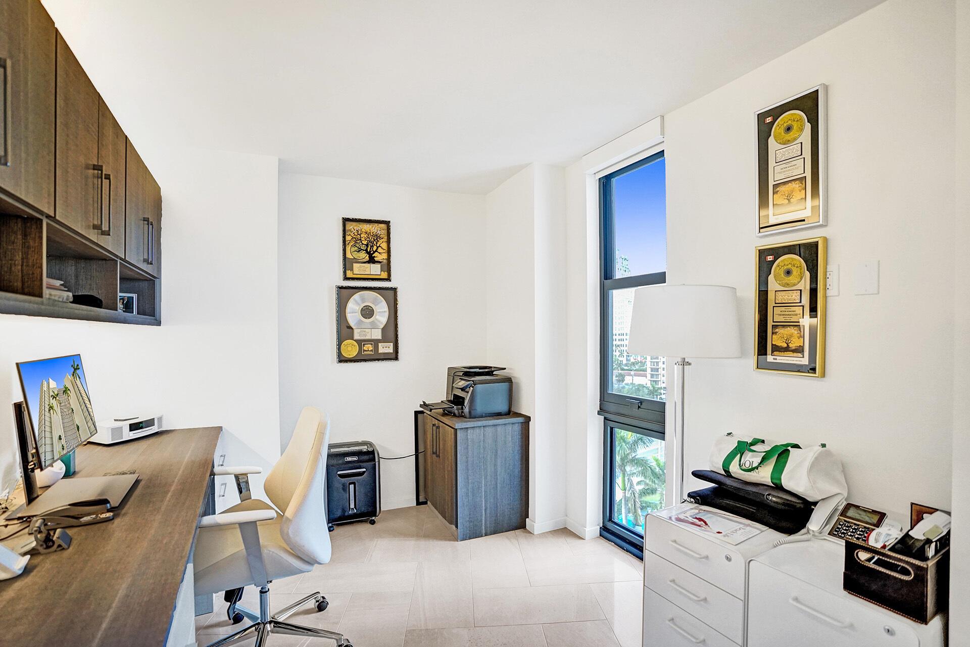 Trianon Condominium - Residential