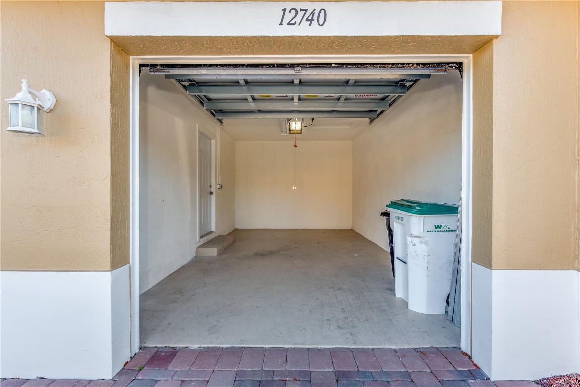 CYPRESS POINTE IV AT HERO - Residential Lease