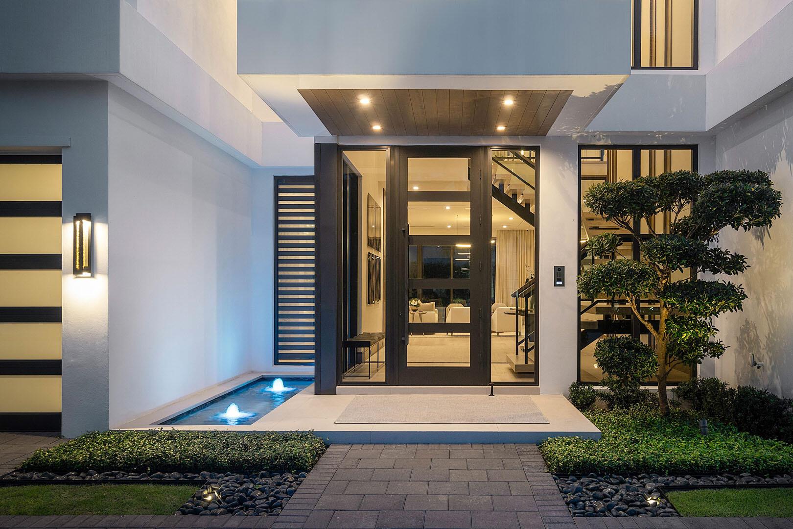 ROYAL PALM YACHT & COUNTR - Residential