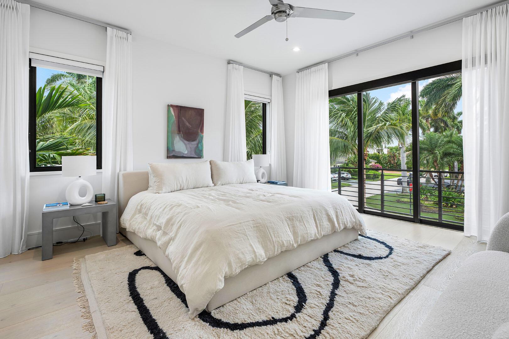 ROYAL PALM YACHT & COUNTR - Residential