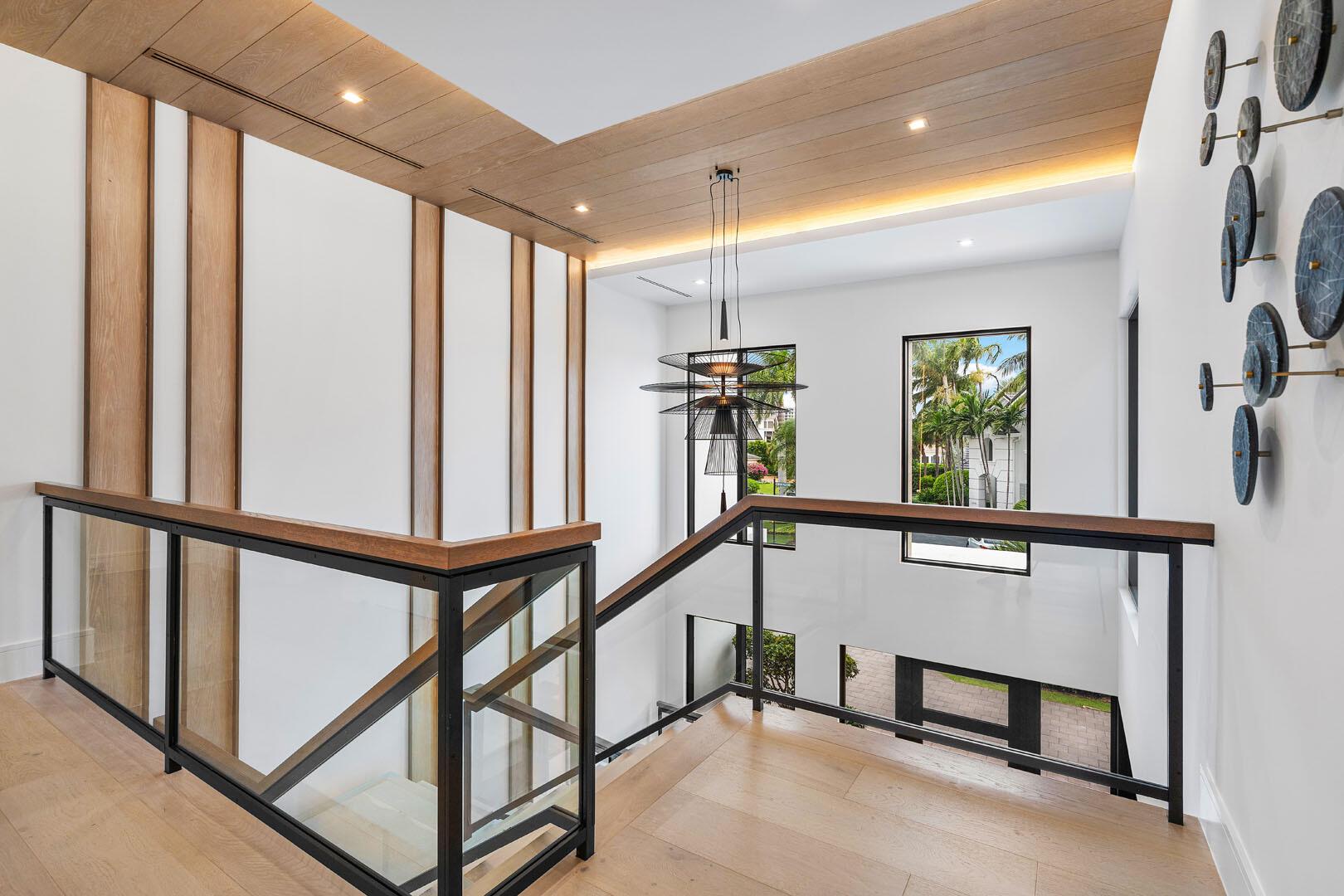 ROYAL PALM YACHT & COUNTR - Residential