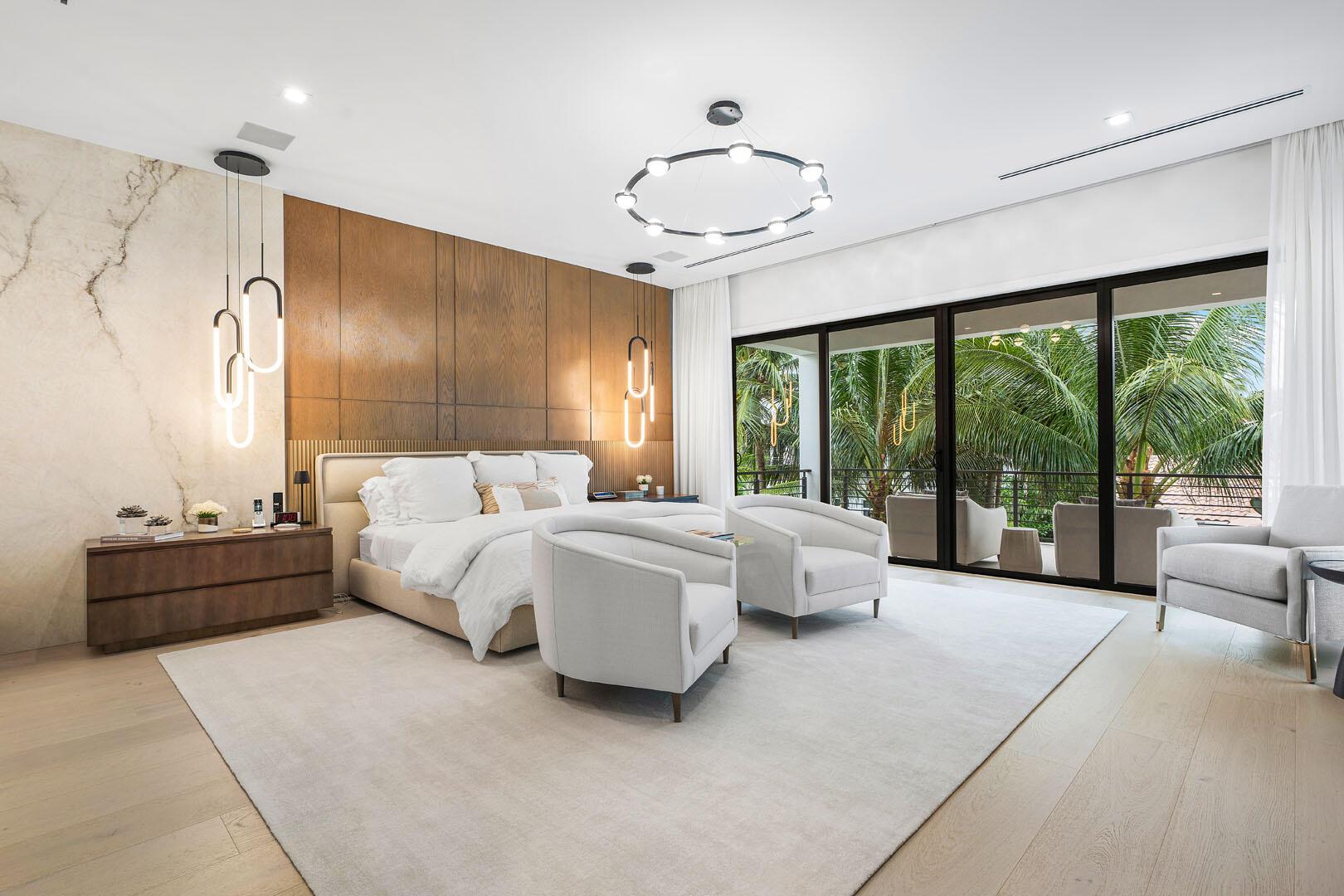 ROYAL PALM YACHT & COUNTR - Residential