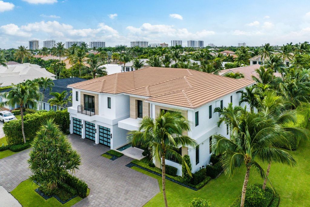 Photo of 254 Fern Palm Road, Boca Raton, FL 33432 (MLS # R11015012)