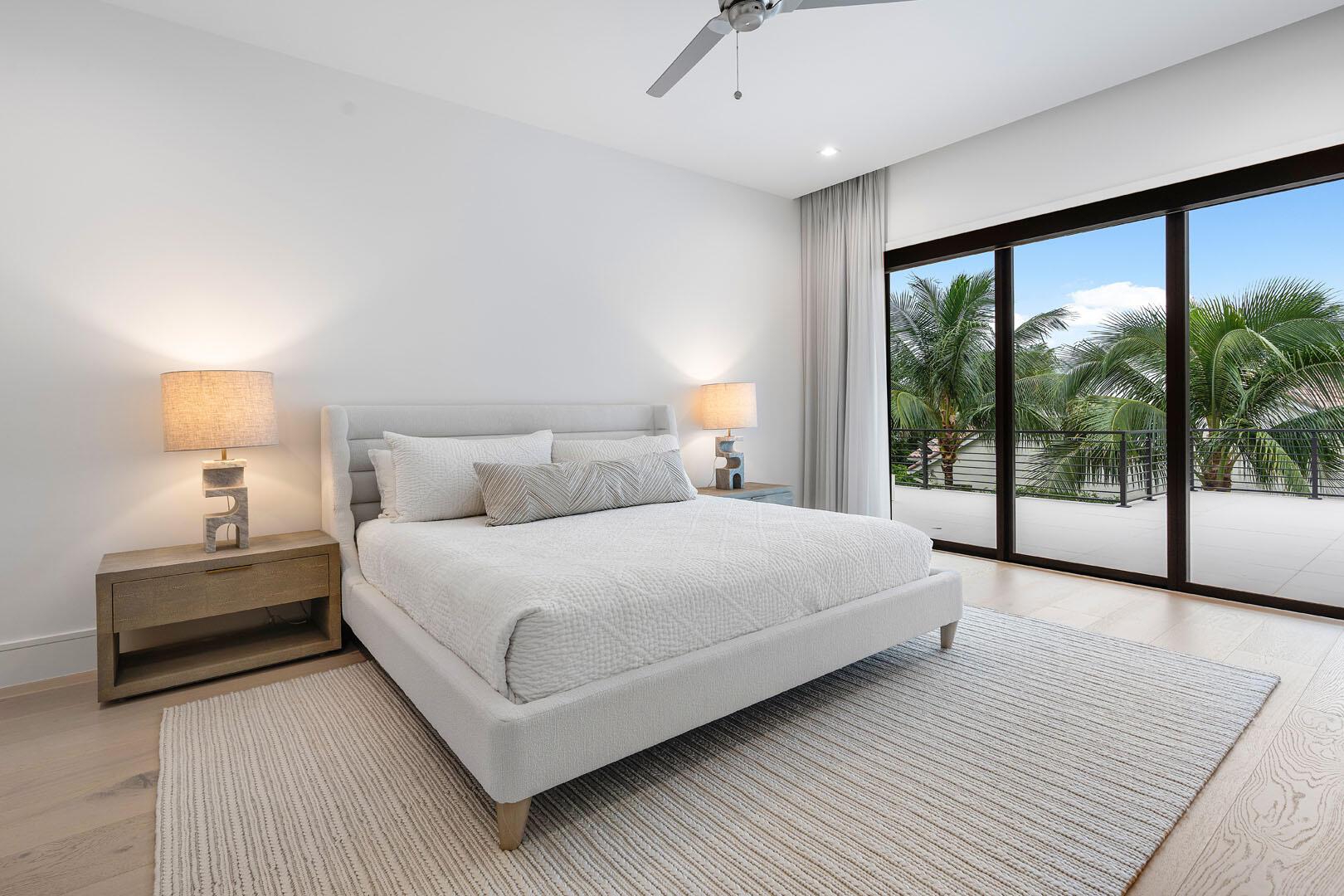 ROYAL PALM YACHT & COUNTR - Residential