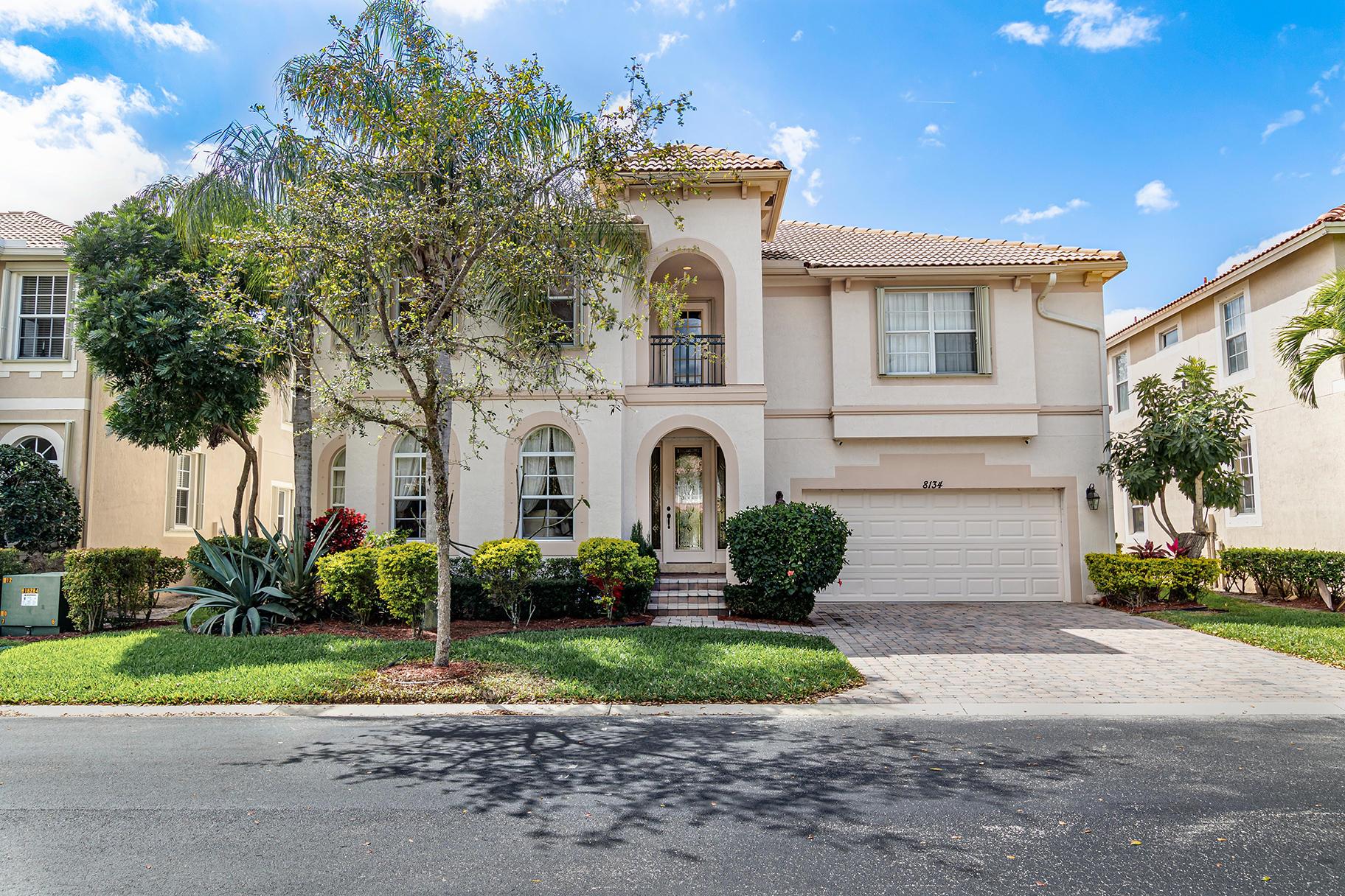 8134 Bautista Way