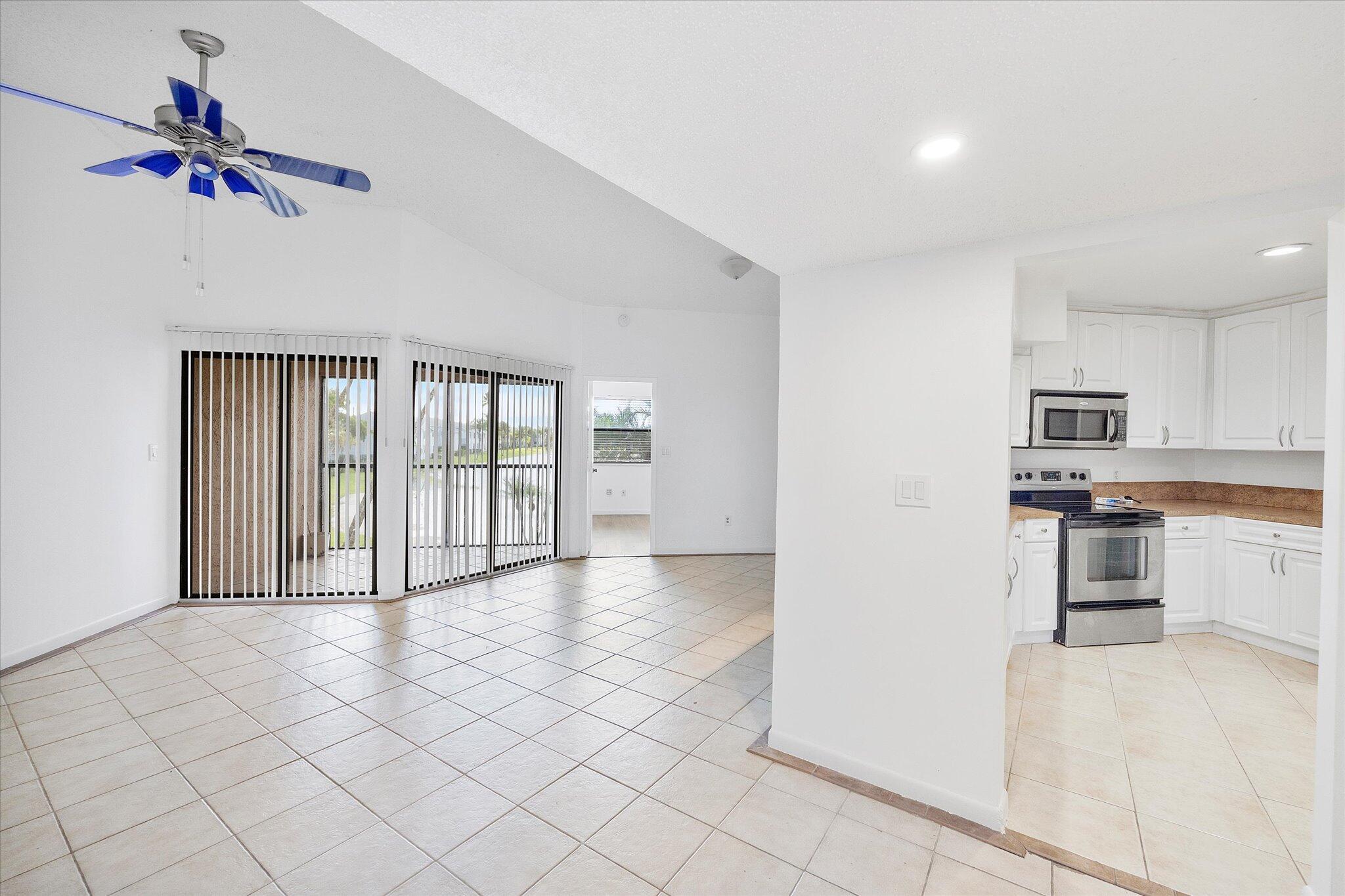 LAKESHORE CONDO 7 - Residential Lease