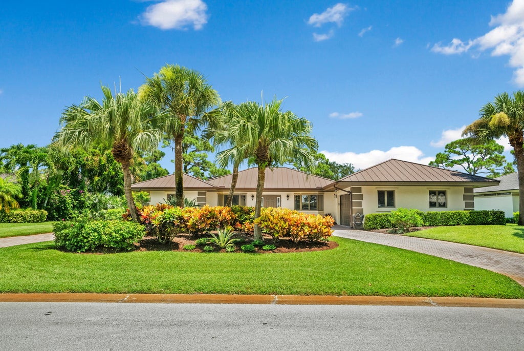 Photo of 5271 SE Burning Tree Circle, Stuart, FL 34997 (MLS # R11012631)