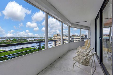 A home in South Palm Beach