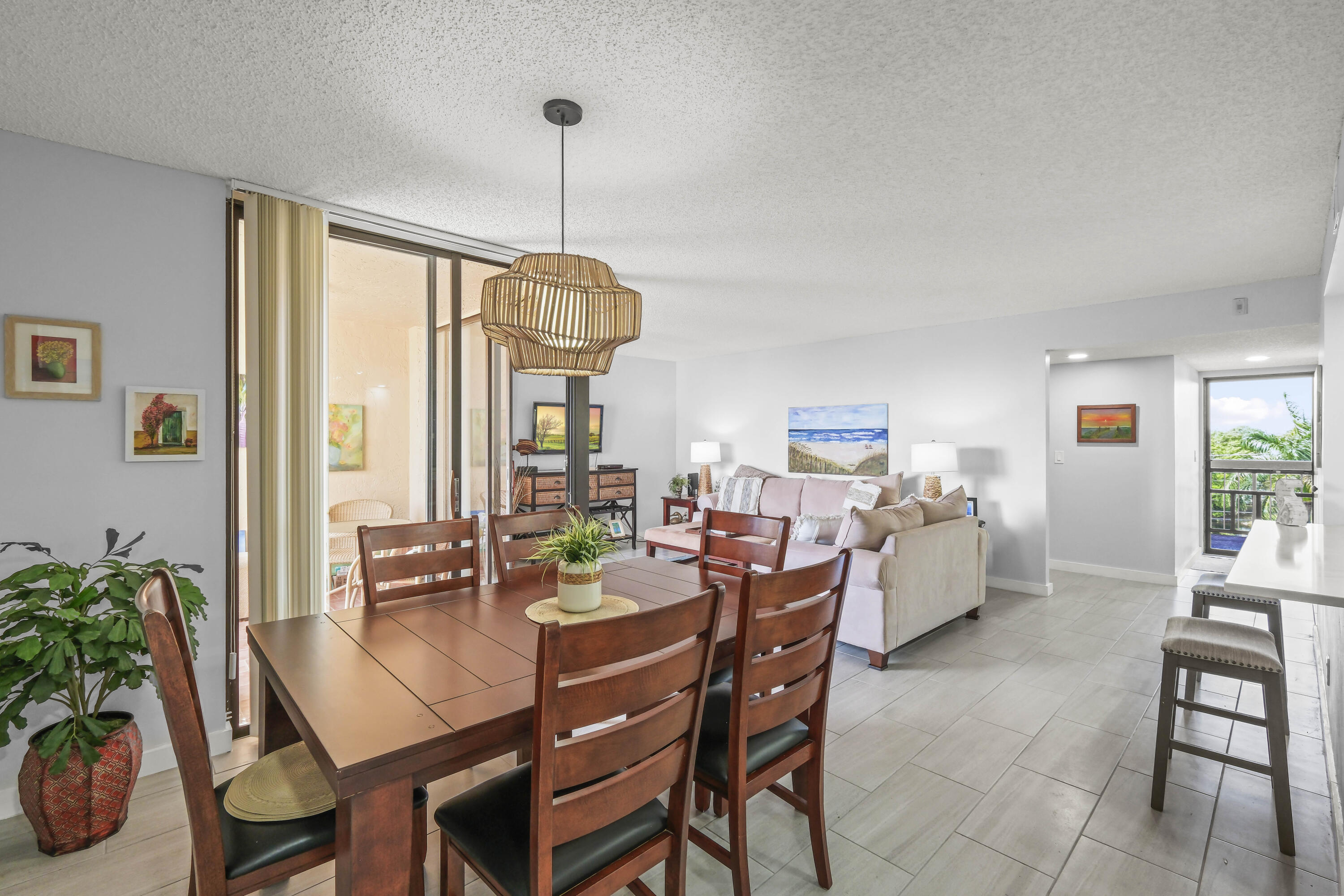LAVERS DELRAY RACQUET CLUB CONDO - Residential Lease