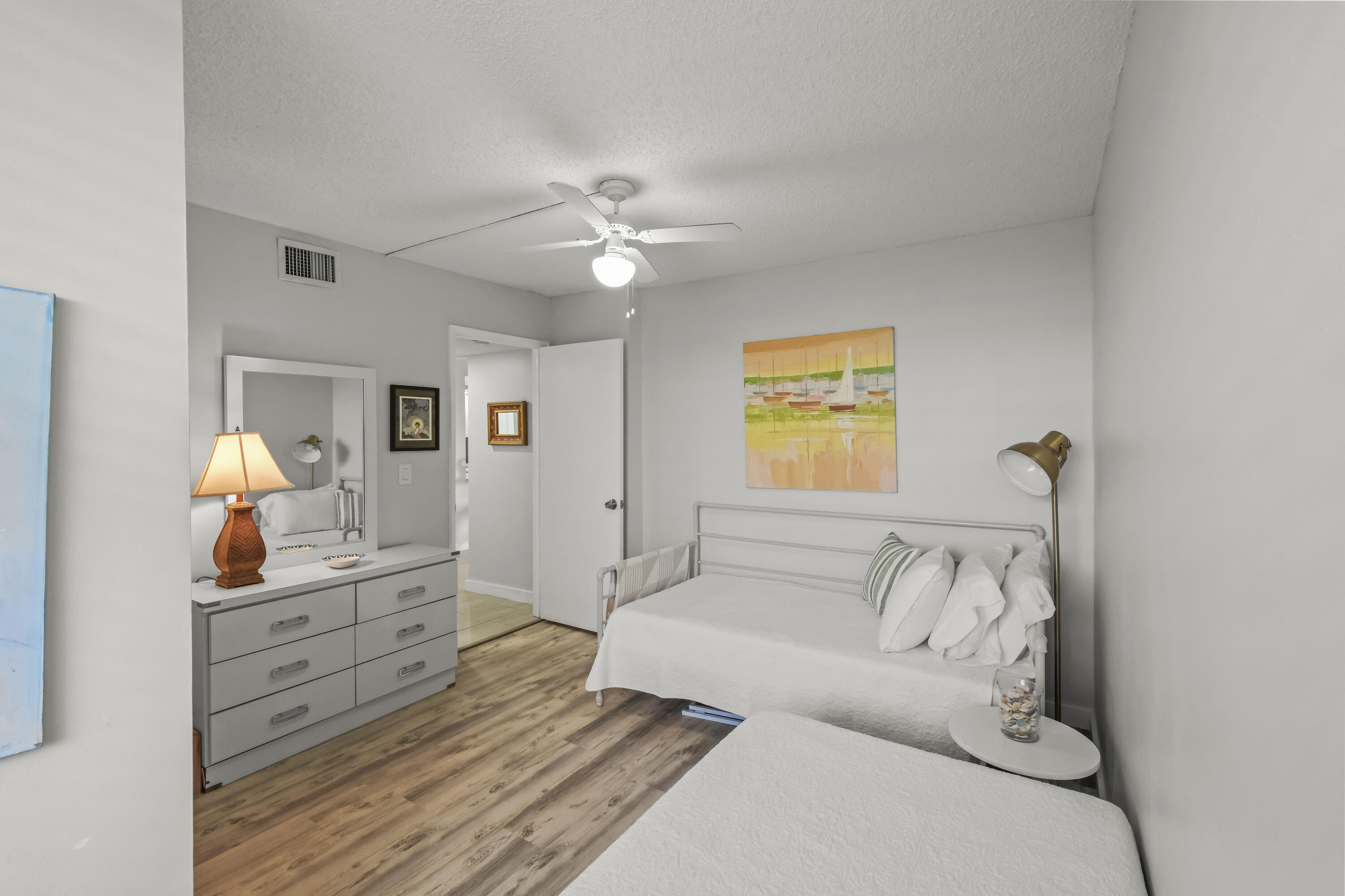 LAVERS DELRAY RACQUET CLUB CONDO - Residential Lease