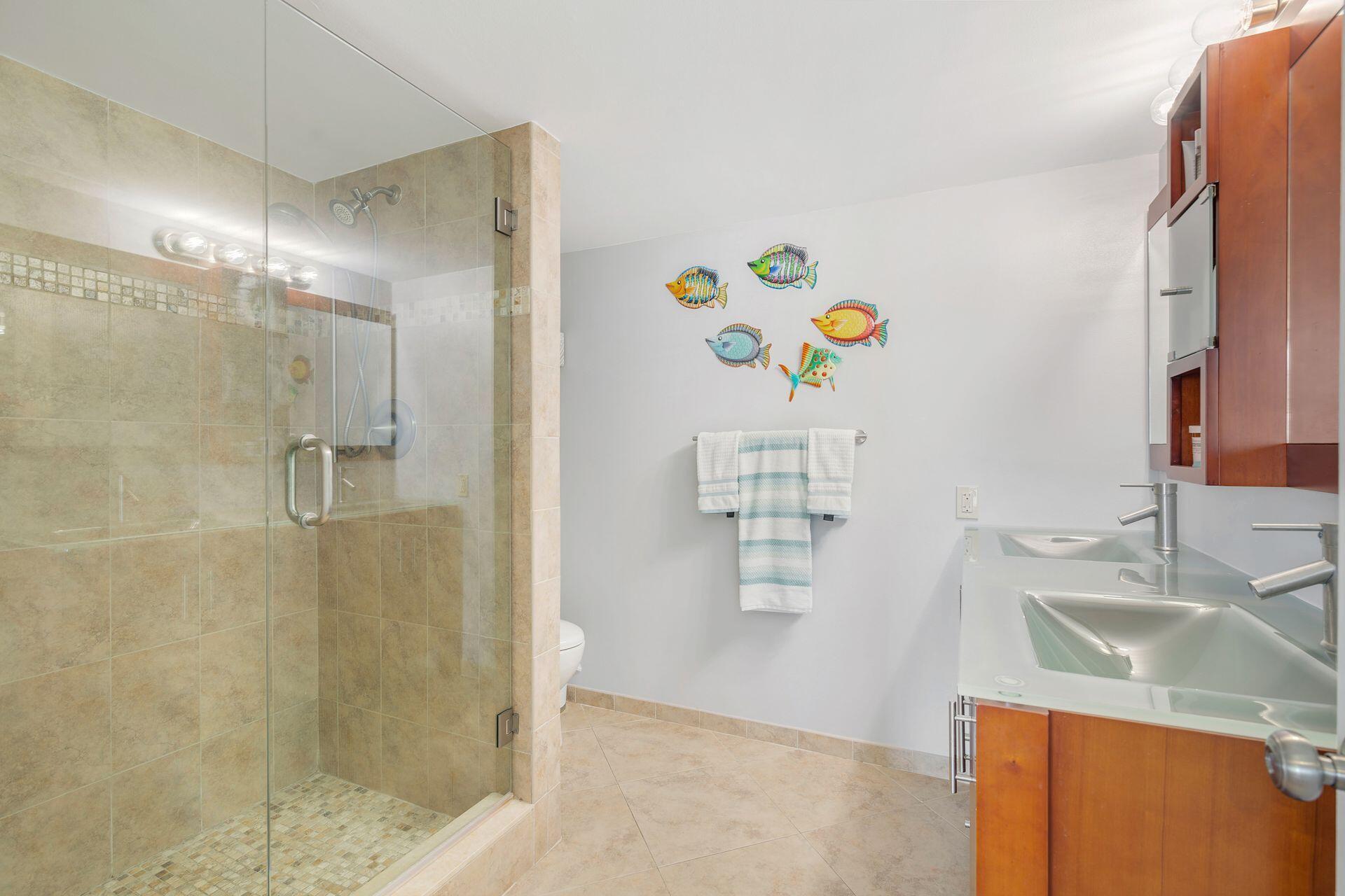 THIRTY TWO HUNDRED CONDO - Residential Lease