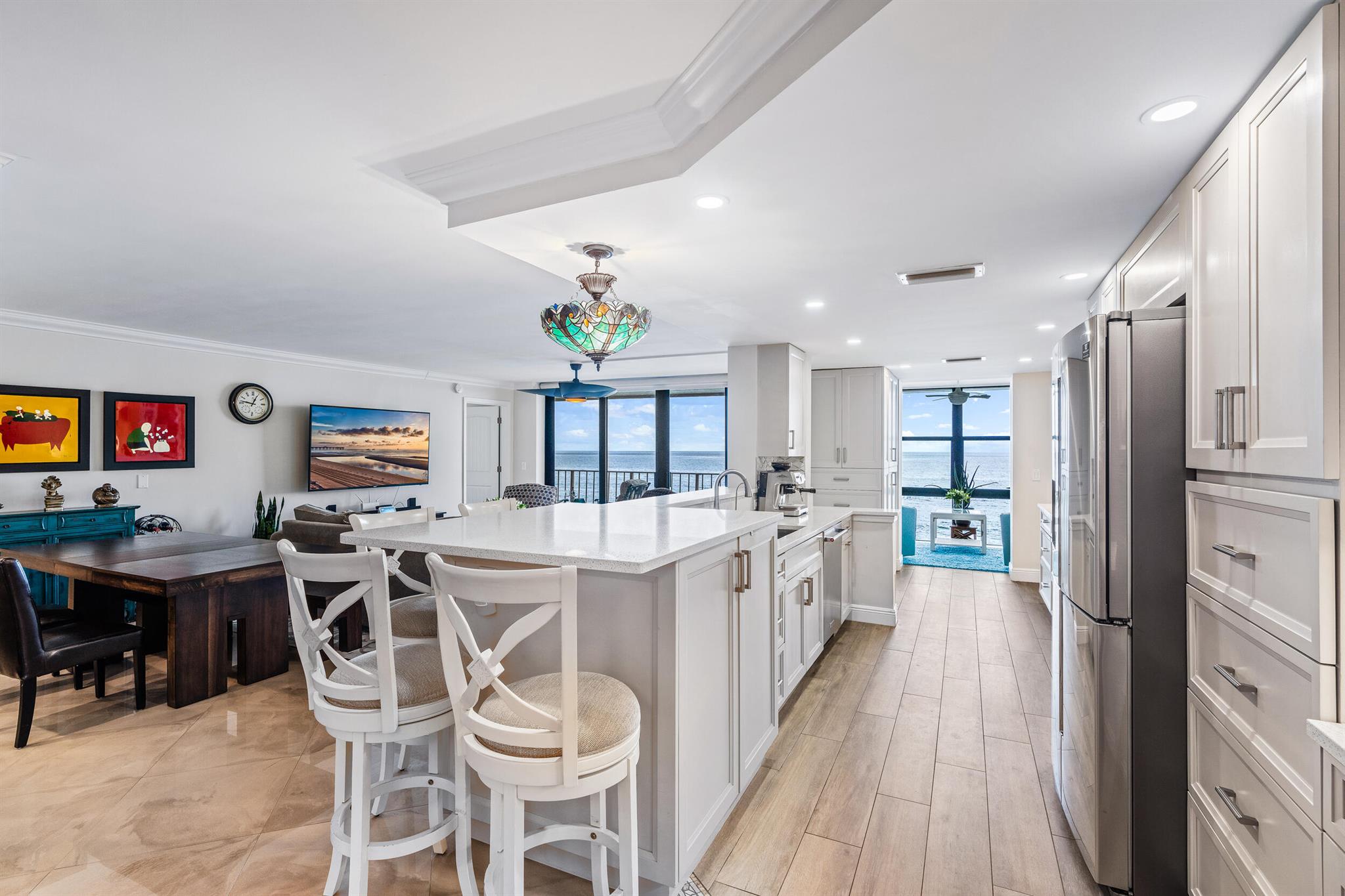 THIRTY TWO HUNDRED CONDO - Residential Lease