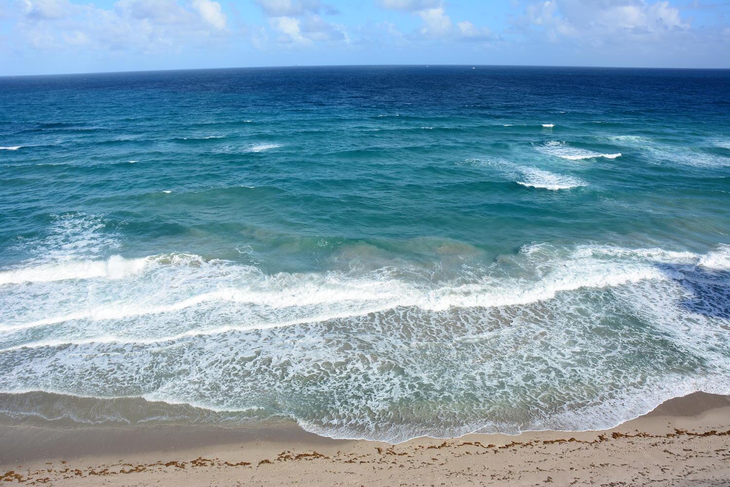 YACHT HARBOR EST - Residential Lease