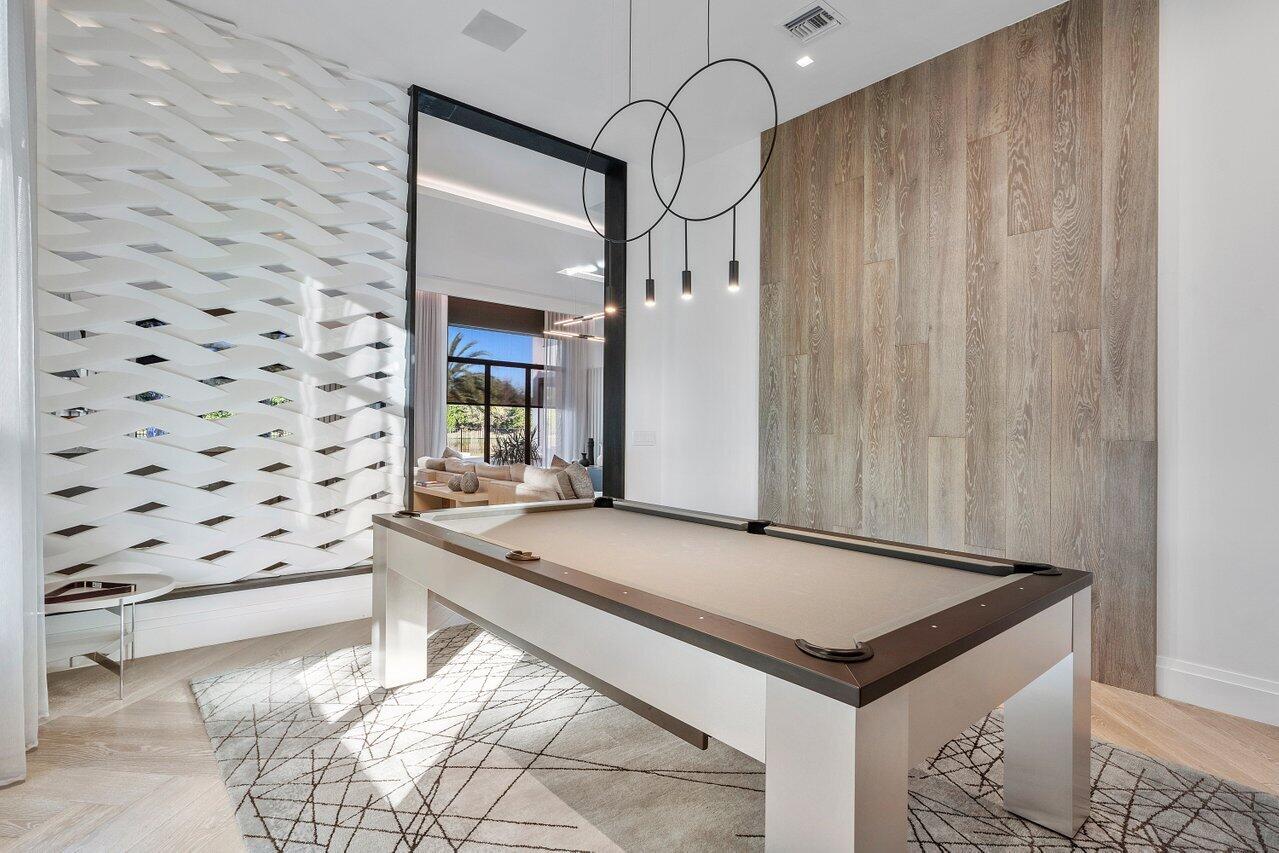 SEVEN BRIDGES - Residential