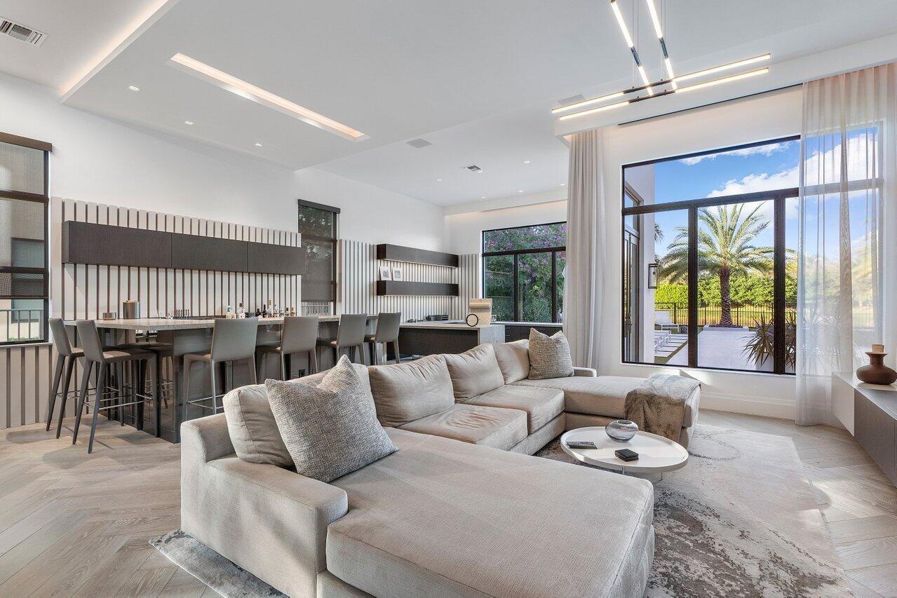 SEVEN BRIDGES - Residential