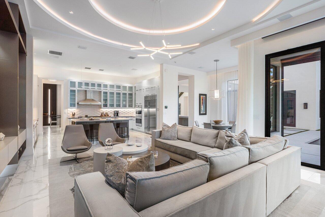 SEVEN BRIDGES - Residential