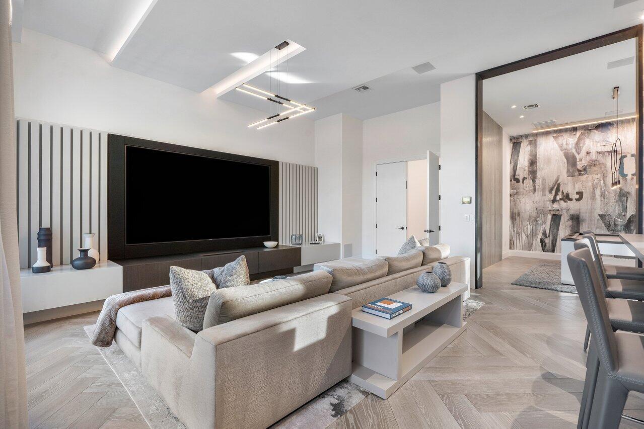 SEVEN BRIDGES - Residential