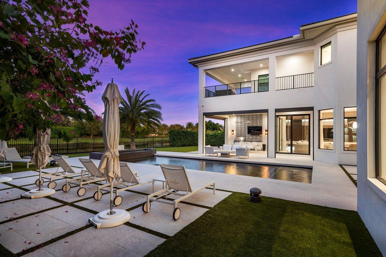 SEVEN BRIDGES - Residential