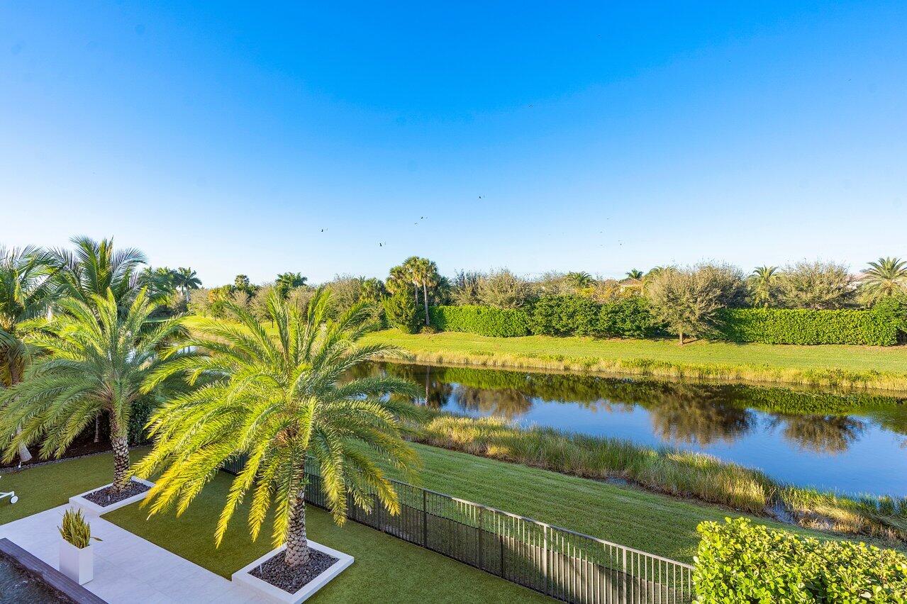 SEVEN BRIDGES - Residential