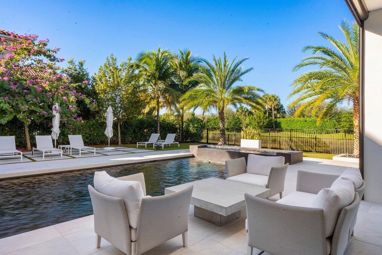 SEVEN BRIDGES - Residential