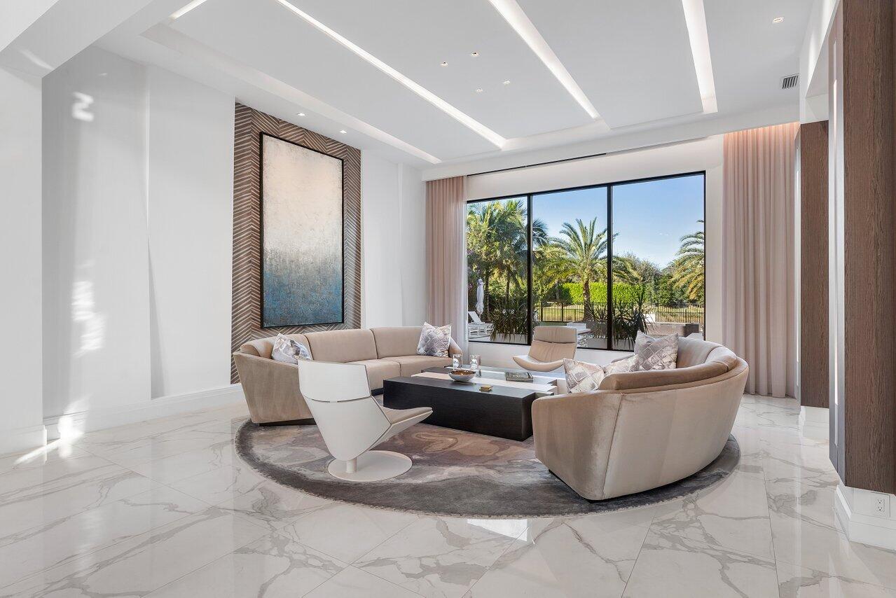 SEVEN BRIDGES - Residential