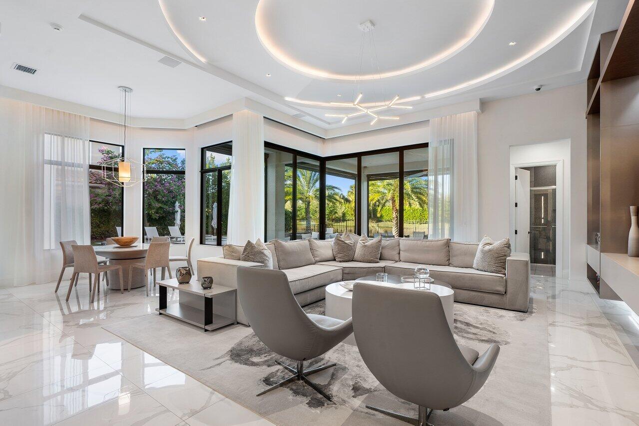 SEVEN BRIDGES - Residential