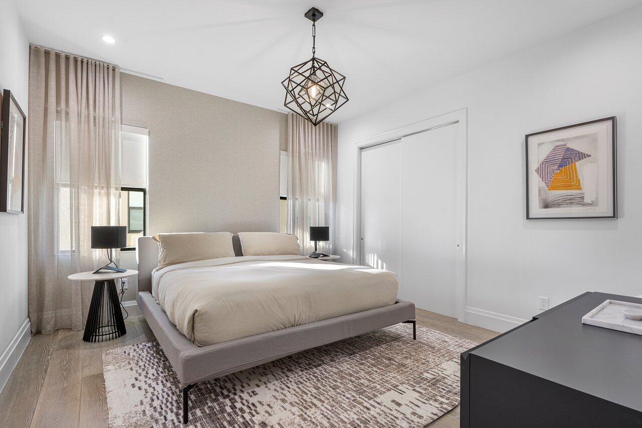 SEVEN BRIDGES - Residential