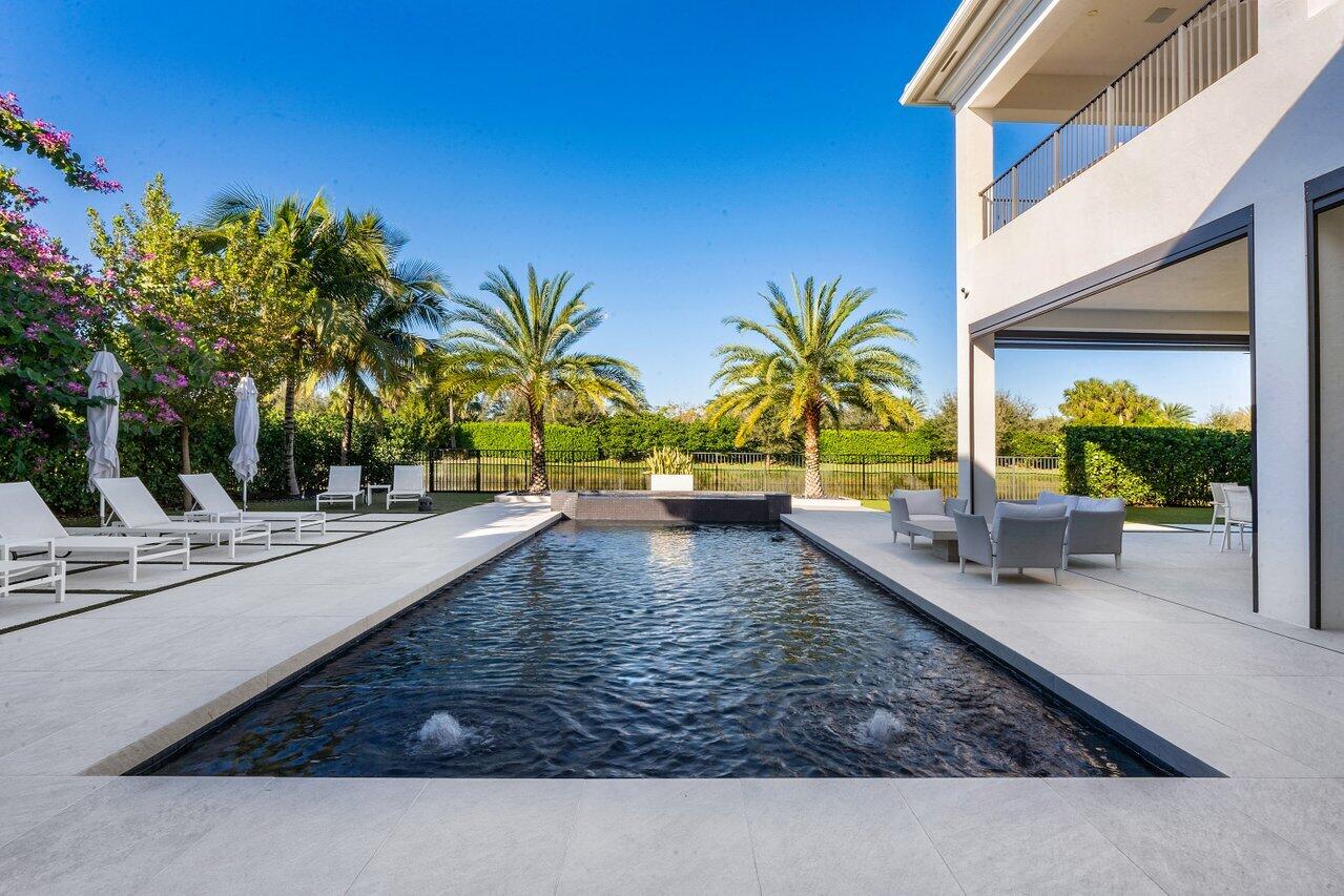 SEVEN BRIDGES - Residential