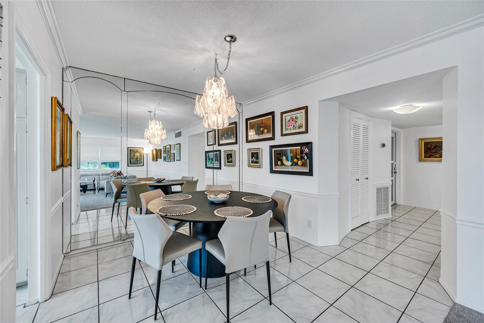 Winston House - Residential