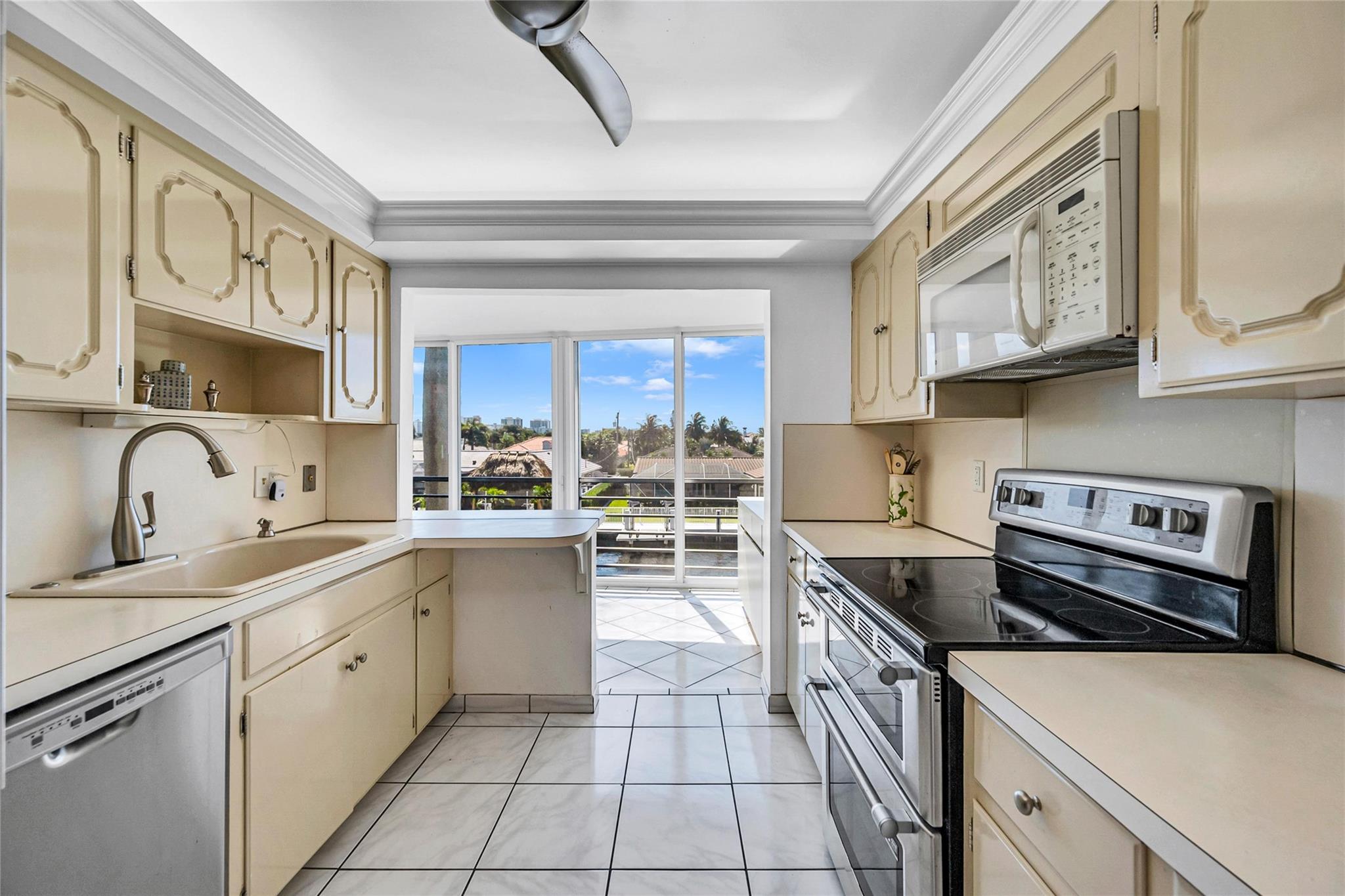 Winston House - Residential