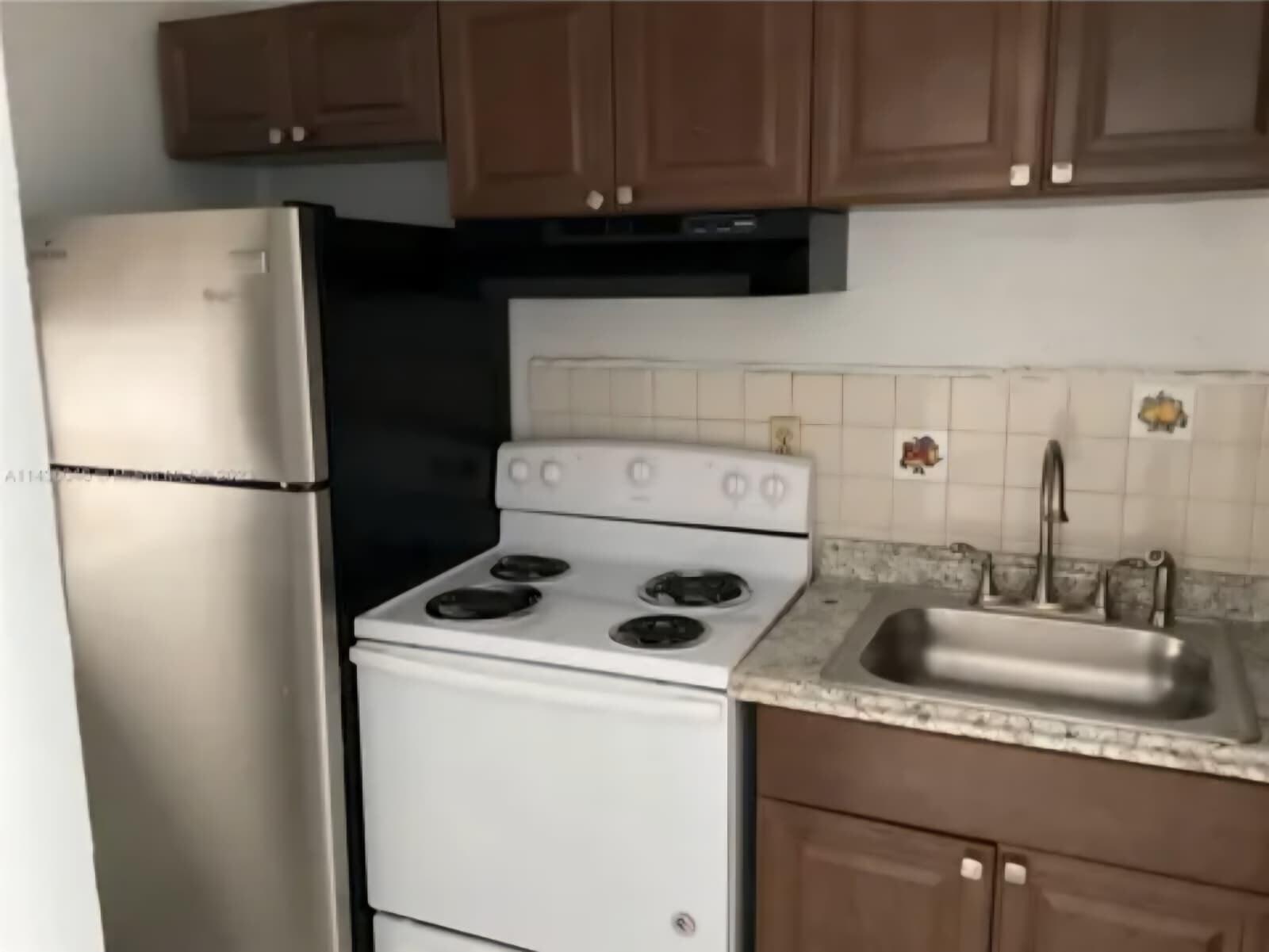 ATLANTIC SHORES DIXIE HIG - Residential Lease