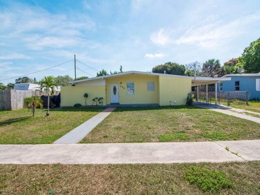 Photo of 104 SE El Sito Court, Port Saint Lucie, FL 34983 (MLS # R11153543)