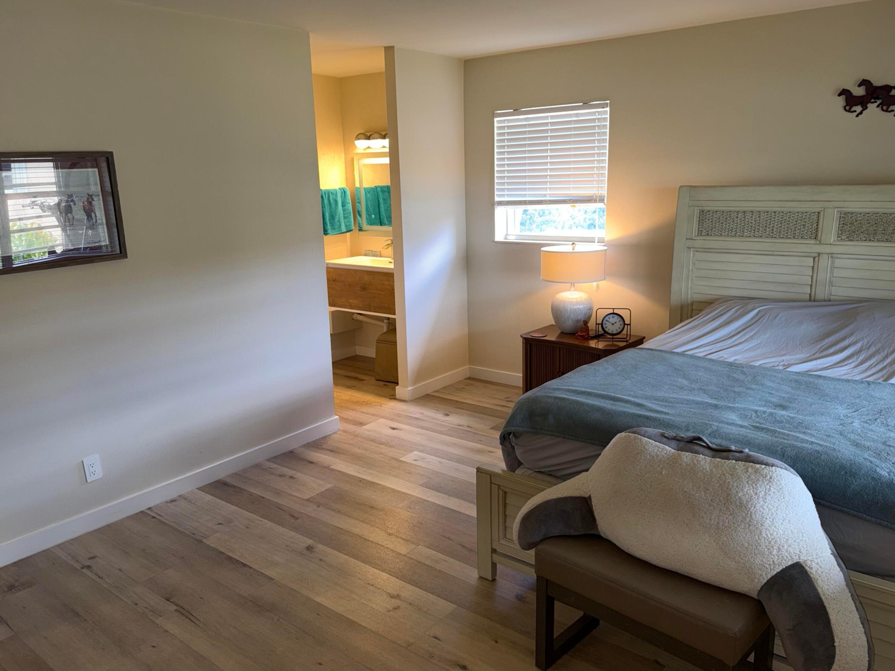 GOLDEN LAKES VILLAGE CONDO B C D - Residential