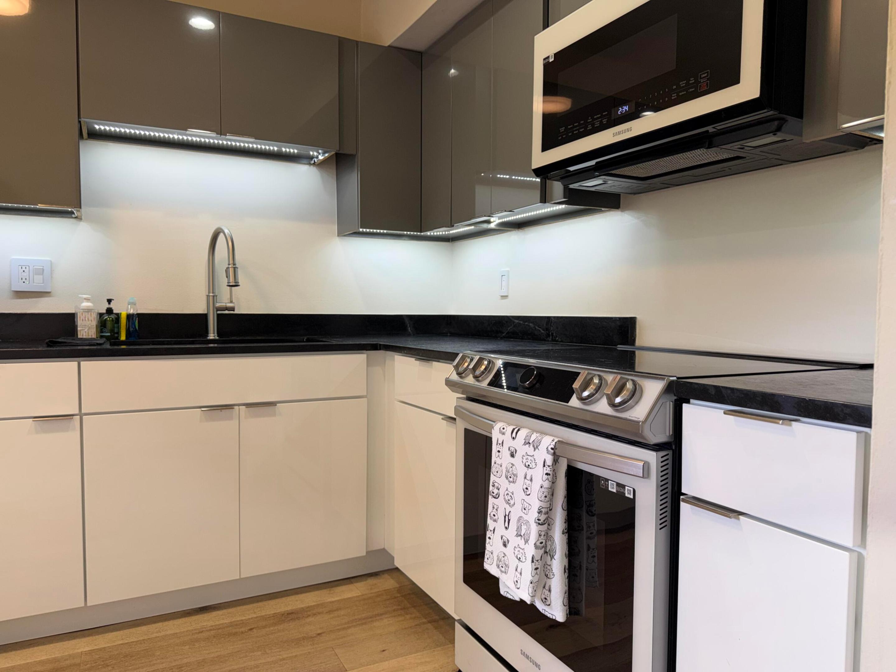 GOLDEN LAKES VILLAGE CONDO B C D - Residential