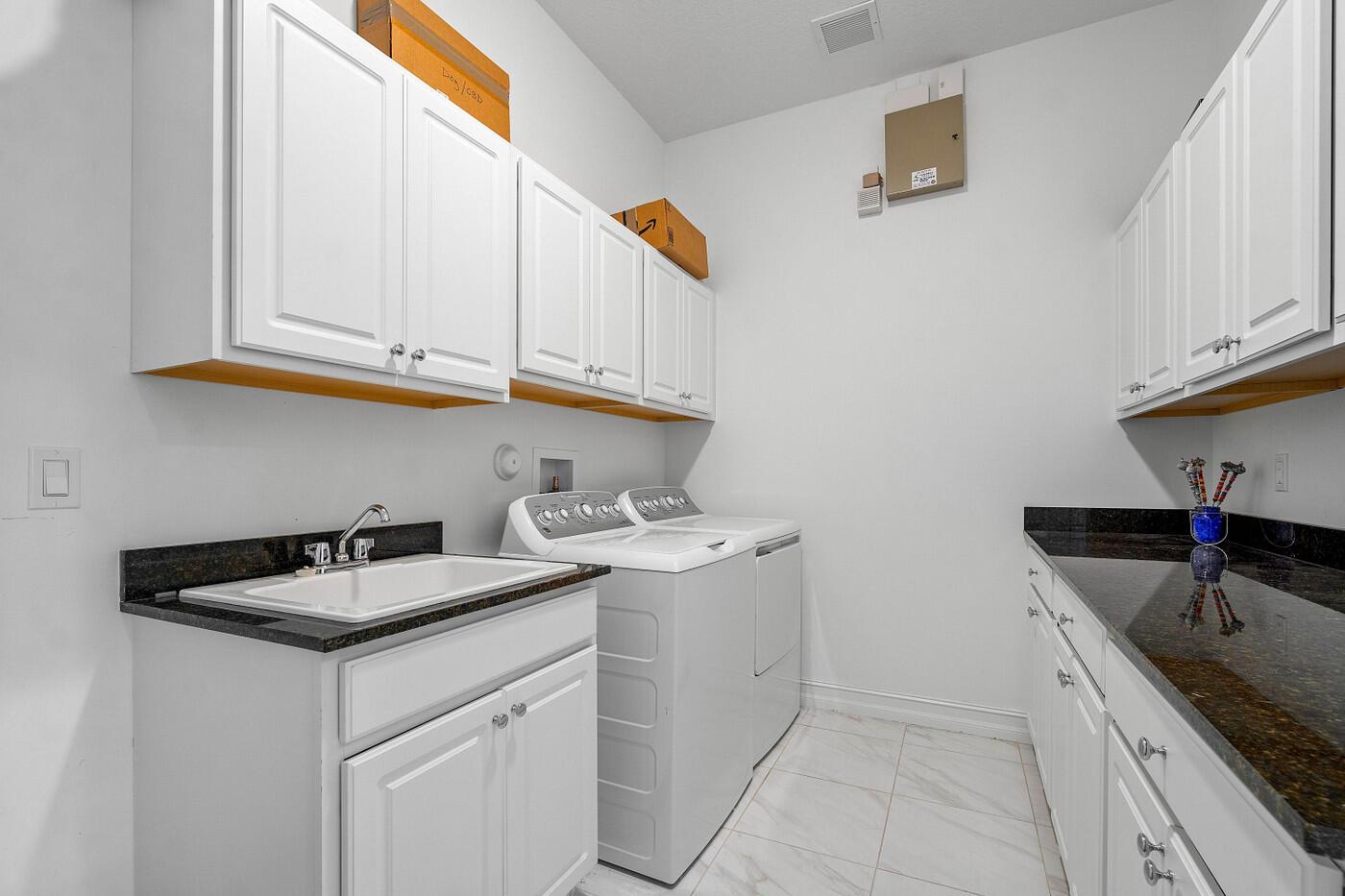 CANOPY CREEK - Residential Lease