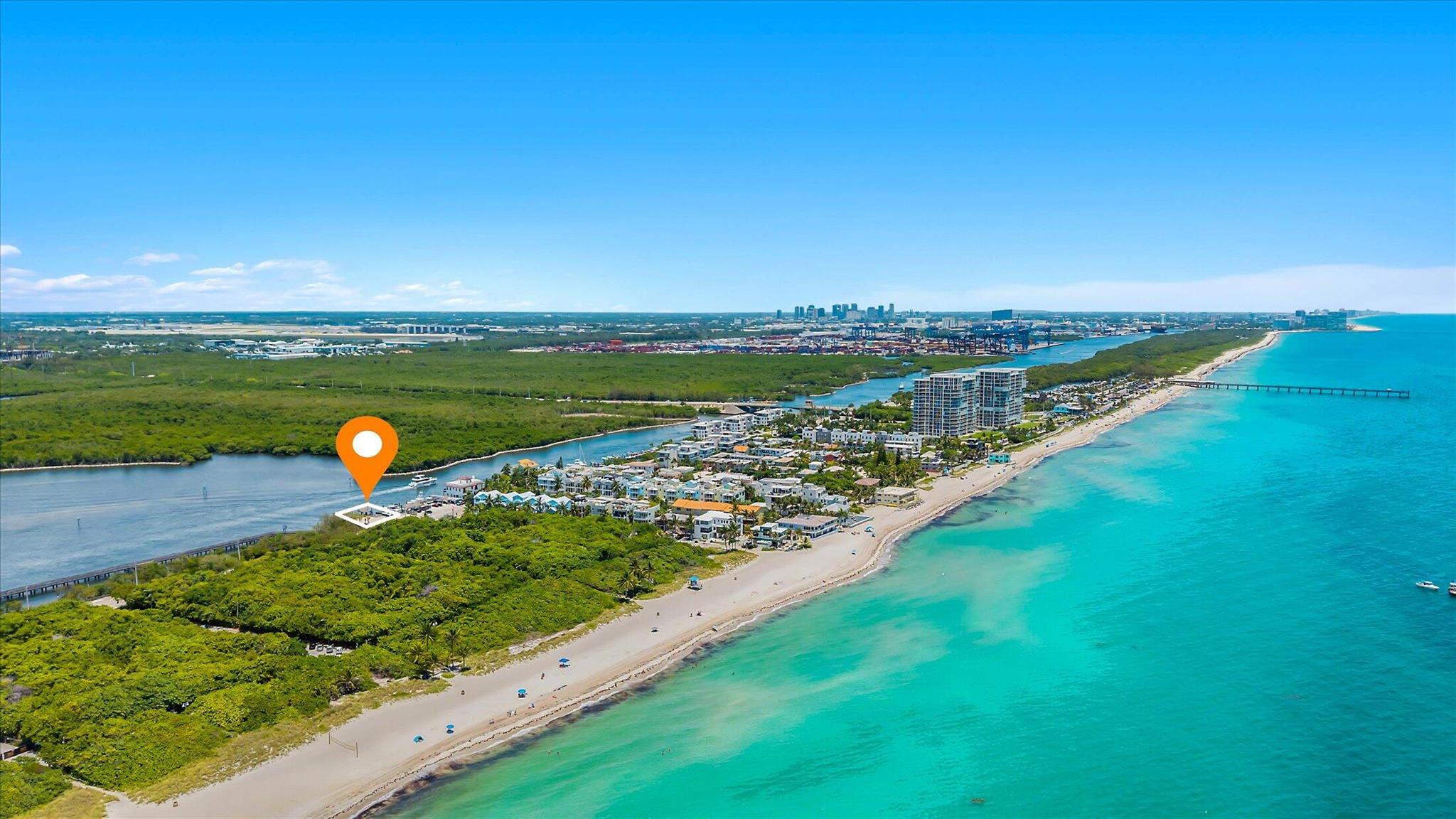 HOLLYWOOD CENTRAL BEACH - Residential Lease
